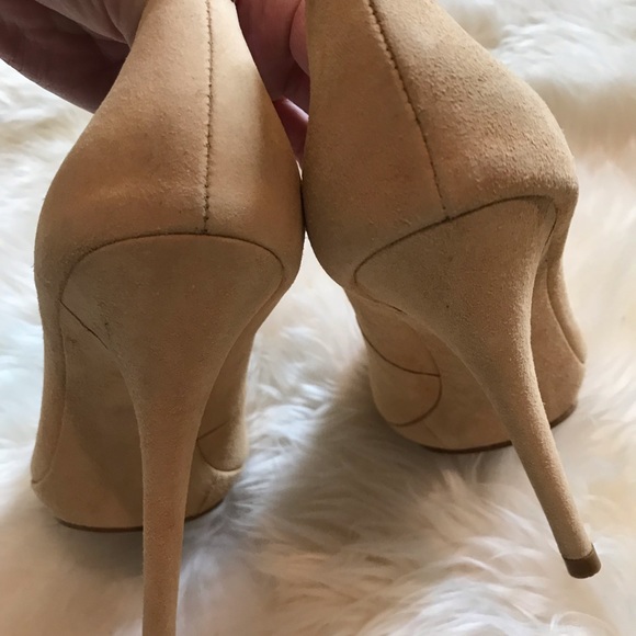Pour La Victorie Suede Heels Size 8 - Picture 3 of 5
